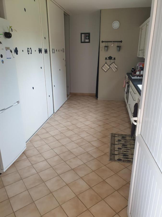 Le Gite Du Bois Du Fil Vassonville Exteriör bild