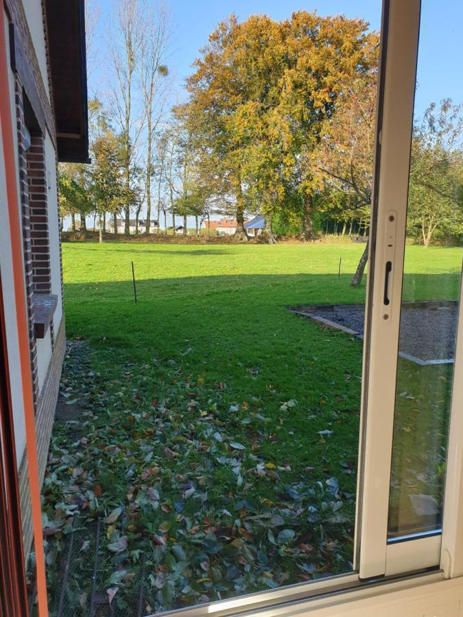 Le Gite Du Bois Du Fil Vassonville Exteriör bild